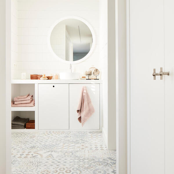 Panel laminowany Berry Alloc Retro Chic Blue Grey Connect 8 V4 62002309 AC4 8mm