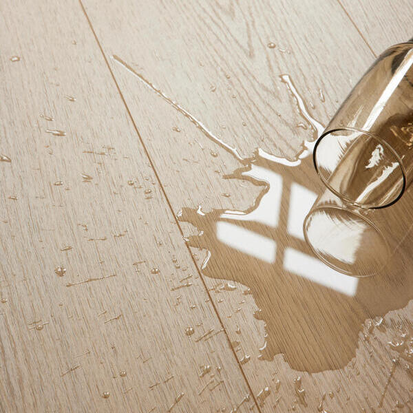 Panel laminowany Berry Alloc Select Light Brown Connect 8 V4 62002316 AC4 8mm