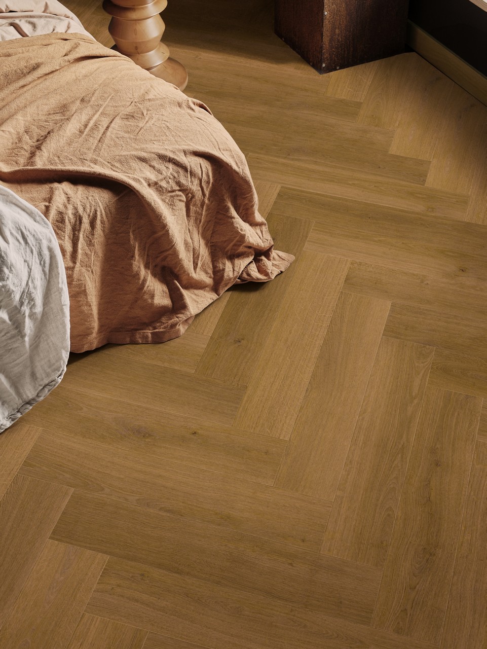 PANEL LAMINOWANY PERGO - Kungshamn L0372-08251 - Dąb Bursztynowy Wędzony AC4