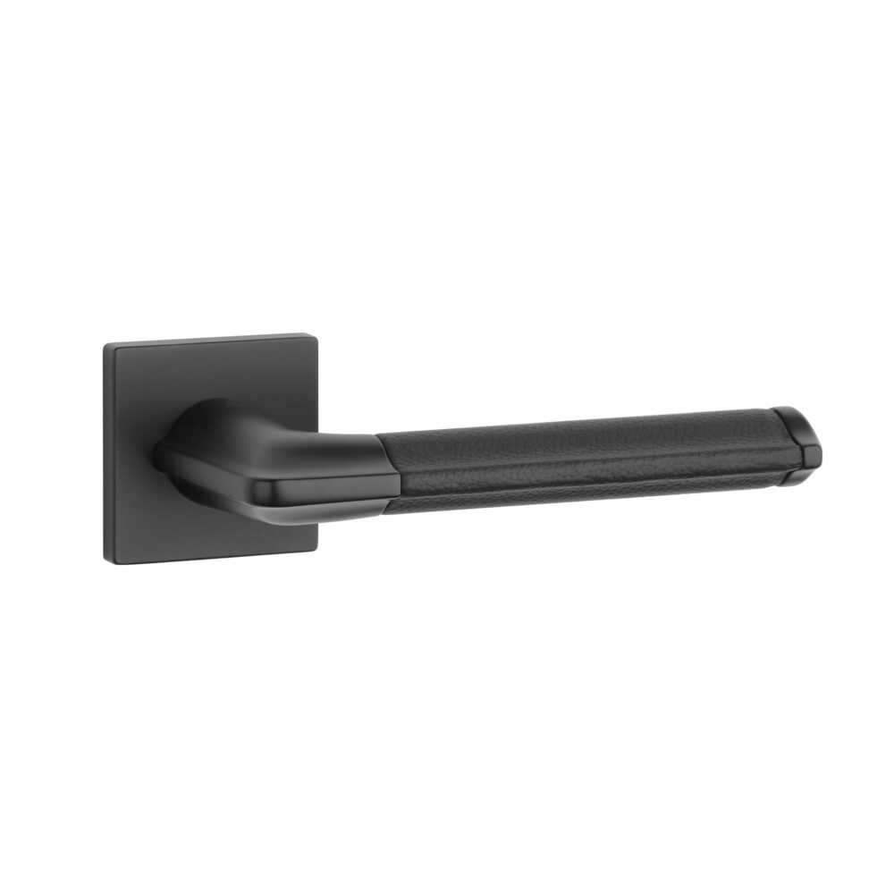 klamka-aprile-cypresia-na-rozecie-kwadratowej-q-slim-7-mm-czarny-matowy-czarna-skora-c9d1d1 Klamka Aprile Cypresia na rozecie kwadratowej Q Slim 7 mm, czarny matowy / czarna skóra