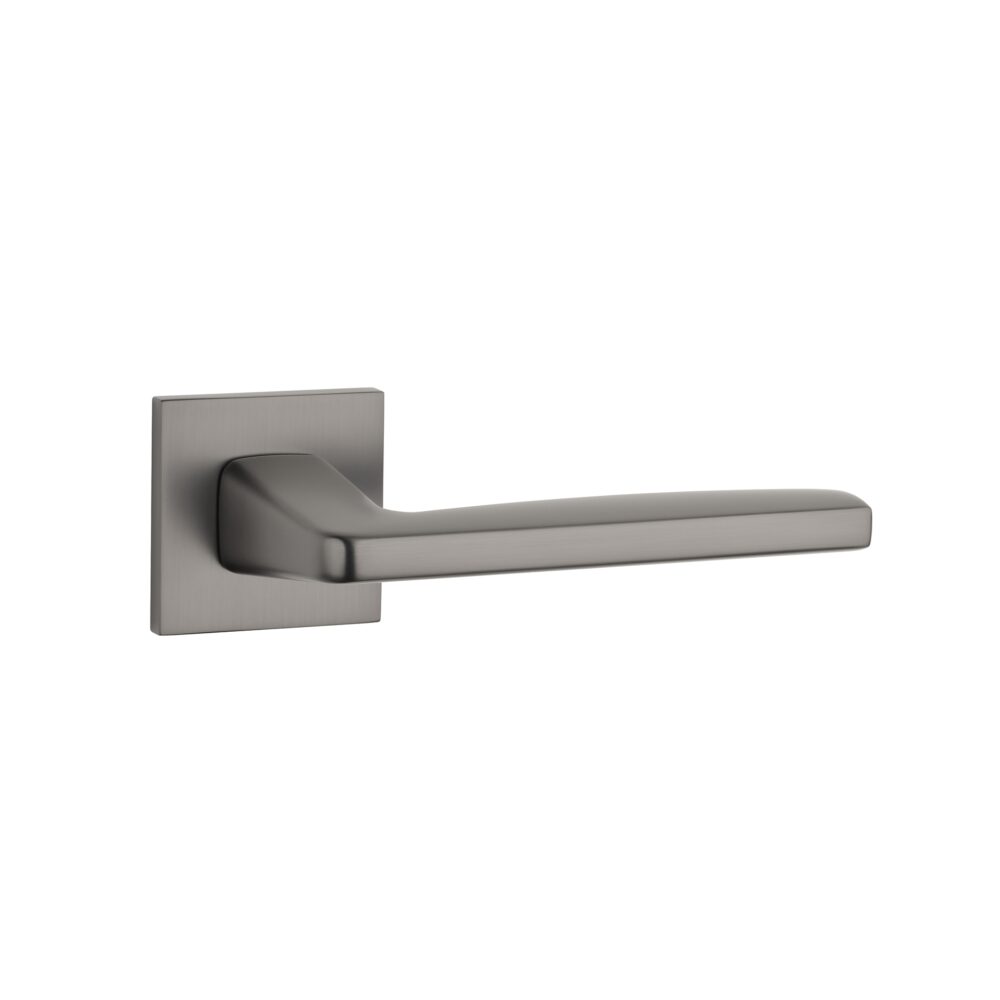 klamka-aprile-erba-na-rozecie-kwadratowej-q-slim-7-mm-tytan-ab912b Klamka Aprile Erba na rozecie kwadratowej Q Slim 7 mm, tytan
