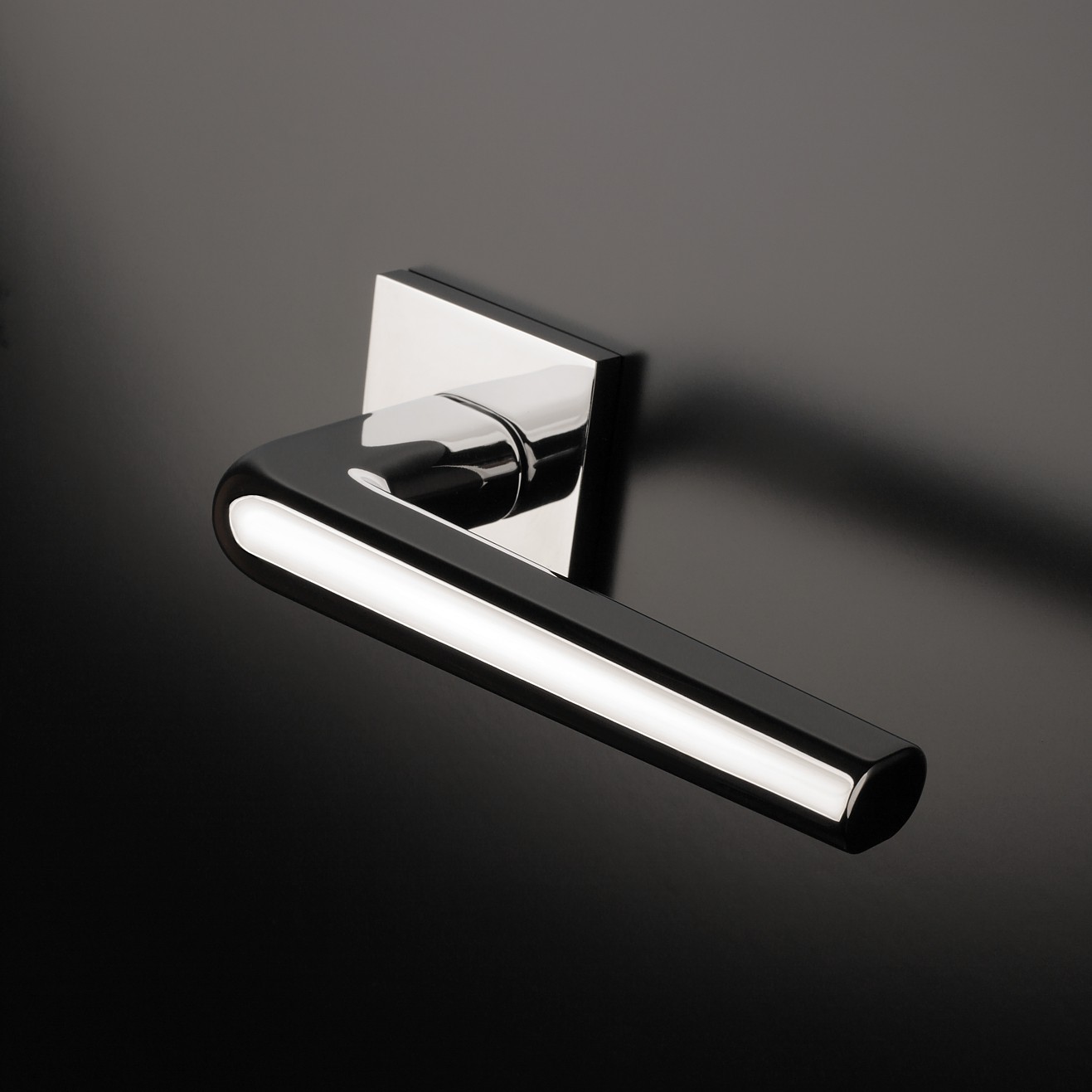 Klamka Aprile Funkia na rozecie kwadratowej Q Slim 7 mm, chrom polerowany
