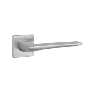 Klamka Aprile Iris na rozecie kwadratowej Q Super Slim 5 mm, chrom szczotkowany