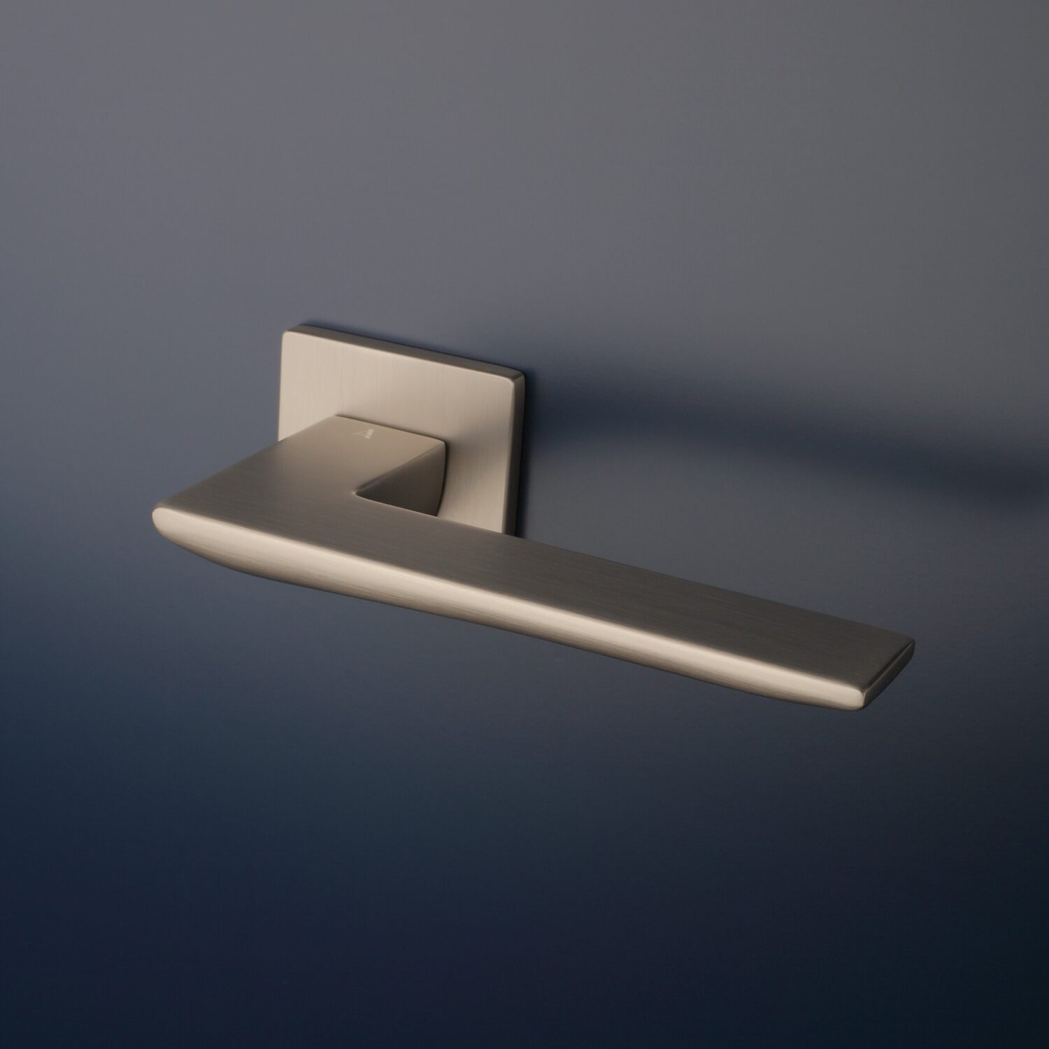 klamka-aprile-iris-na-rozecie-kwadratowej-q-super-slim-5-mm-nikiel-fd0ee2 Klamka Aprile Iris na rozecie kwadratowej Q Super Slim 5 mm, nikiel