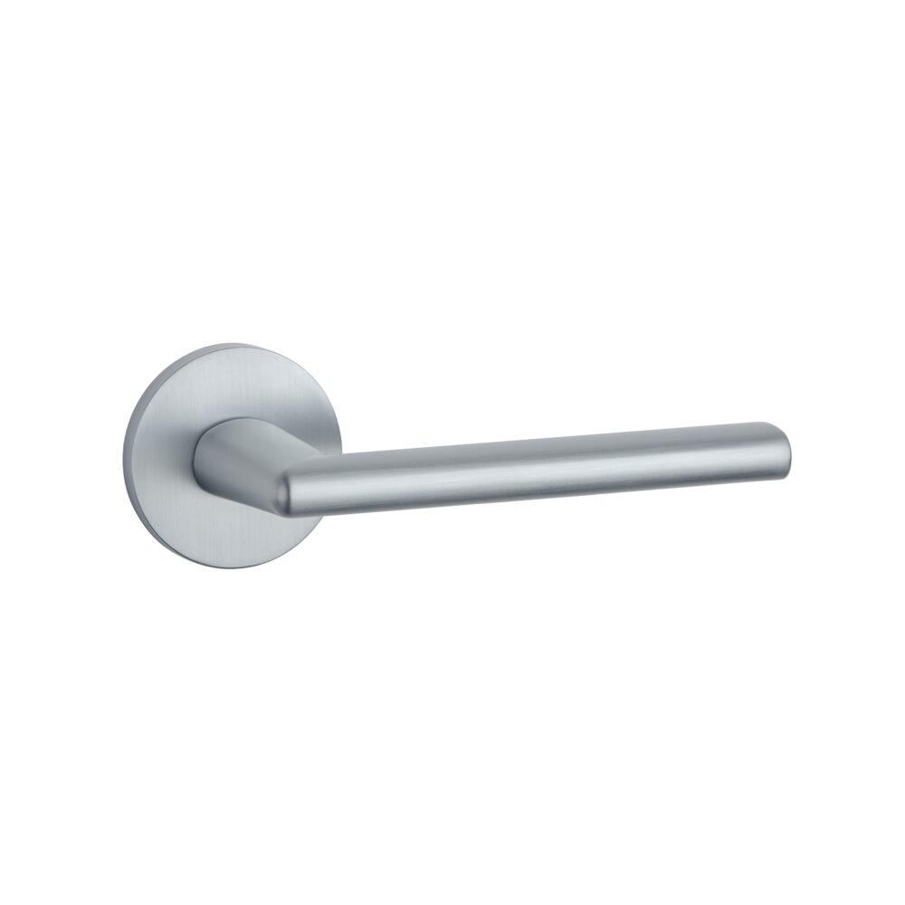 klamka-aprile-kalmia-na-rozecie-okraglej-r-slim-7-mm-chrom-satynowy-eef442 Klamka Aprile Kalmia na rozecie okrągłej R Slim 7 mm, chrom satynowy