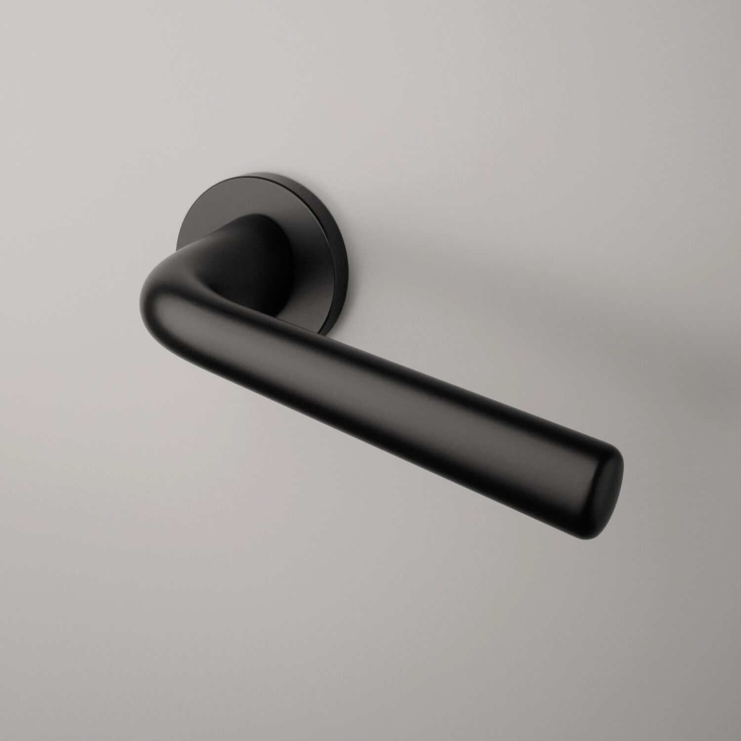 klamka-aprile-tulipa-na-rozecie-okraglej-r-slim-7-mm-czarny-matowy-9b7f99 Klamka Aprile Tulipa na rozecie okrągłej R Slim 7 mm, czarny matowy