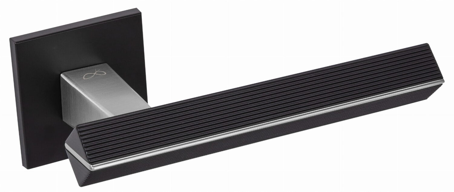 Klamka Carrera KCRA B00/M700 na szyldzie kwadratowym czarny/chrom-mat