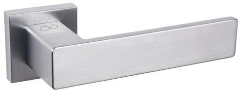 Klamka Imperia KIMP M700/MSC na szyldzie kwadratowym chrom mat/MSC