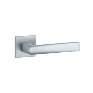 Klamka Stile Adana na rozecie kwadratowej Q Slim 7 mm, chrom satynowy