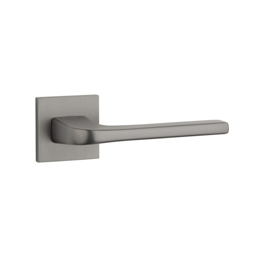 klamka-stile-naka-na-rozecie-kwadratowej-q-slim-7-mm-tytan-f5bad1 Klamka Stile Naka na rozecie kwadratowej Q Slim 7 mm, tytan