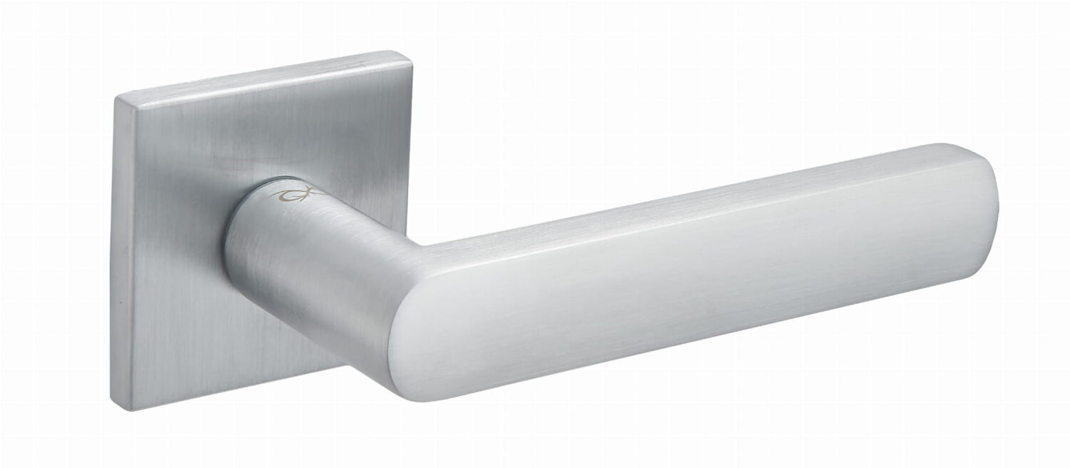 Klamka Torino Fit KTF M700 na rozecie kwadratowej chrom-mat