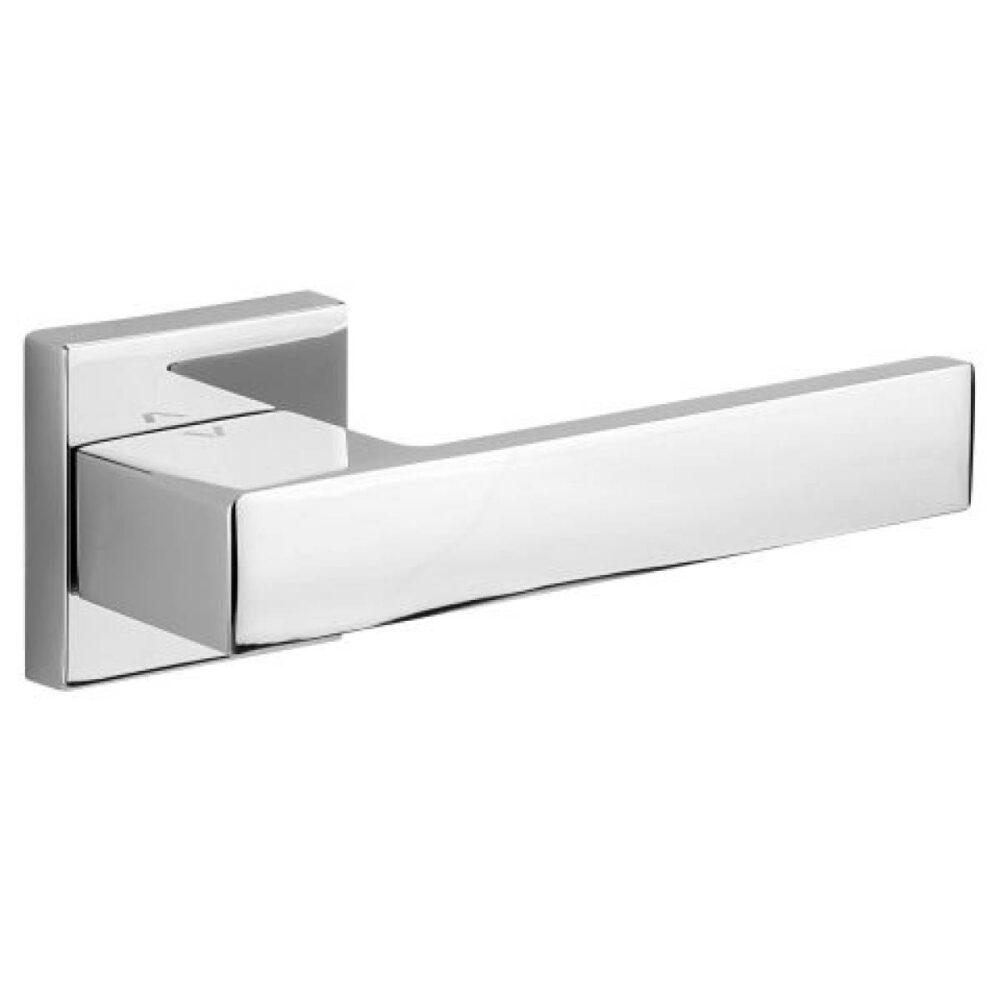 Klamka TotalQ na rozecie kwadratowej R67 chrom