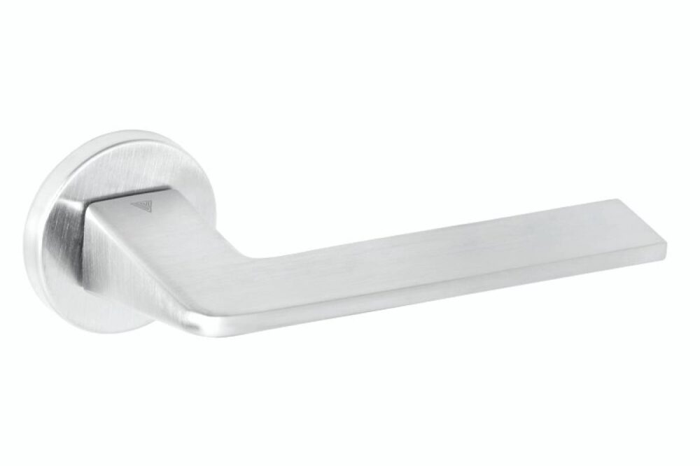 klamka-vava-fit-34275 Klamka Vava Fit na rozecie okrągłej R68F chrom szczotkowany