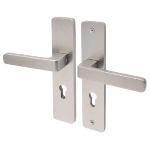 Klamka zewnętrzna Nova klasa 1 R78 na szyldzie 72mm inox wkładka