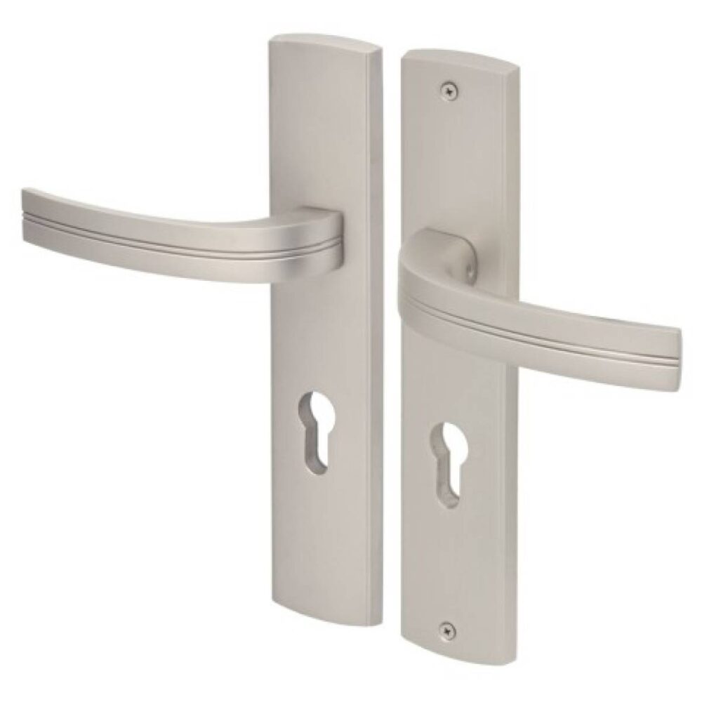 klamka-zewnetrzna-via-r74-na-szyldzie-90-mm-19517 Klamka zewnętrzna Via R74 na szyldzie 90mm nikiel velvet wkładka