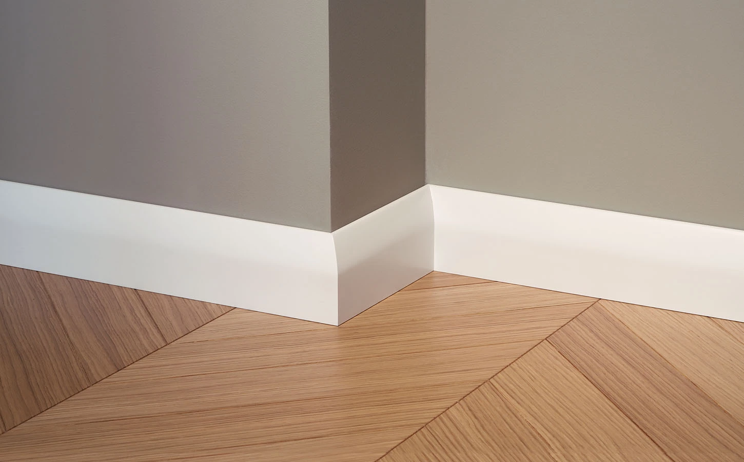 Listwa przypodłogowa Lagrus Soft 16 x 80 mm biała