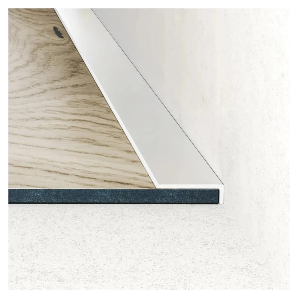 listwa-zakonczeniowa-do-lvt-20-x-58-mm-effector-c33-aluminium-naturalne-27-m-628b21 Listwa zakończeniowa do LVT 20 × 5,8 mm Effector C33 - Aluminium naturalne - 2,7 m